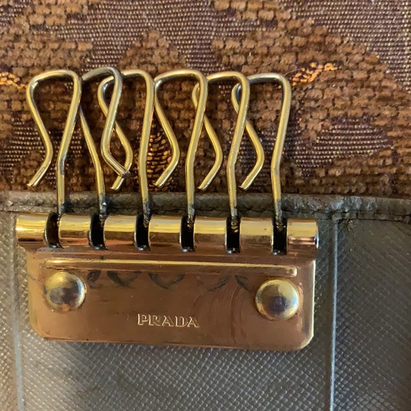 Authentic Prada card & keys holder - Picture 9 of 10